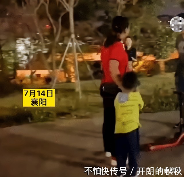 家长|湖北两孩子发生争执,家长不停叫嚣不怕打回去,多少人也打