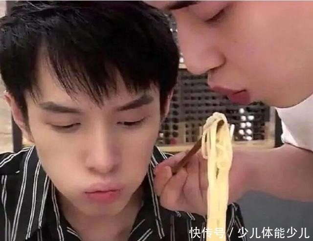 薇娅李佳琦带火的5种零食,尝到味道就念念不忘,你吃过几种