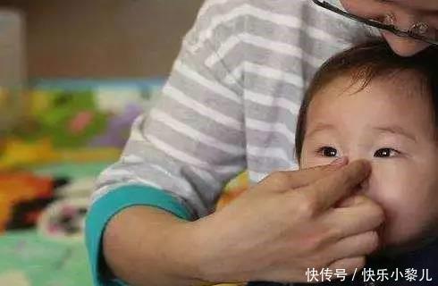 侄女|15岁少女凭借“蚂蚁腰”走红,确实“细得不像话”!