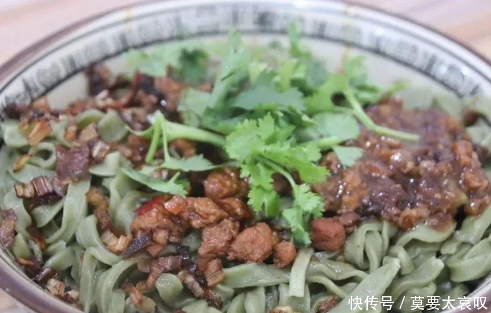 名字“炸毛”的植物,价值却极高,请不要忽视它,含钙量超牛奶