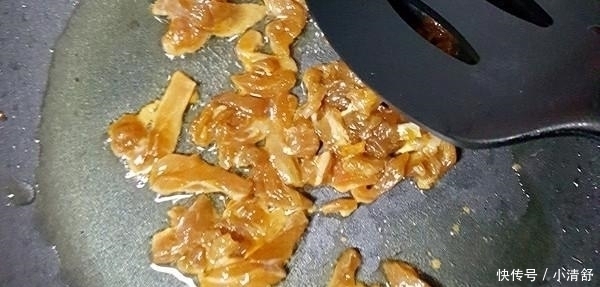 茄子|东北妈妈:改良版地三鲜,味道一样鲜美好吃,软糯绵软,外焦里嫩