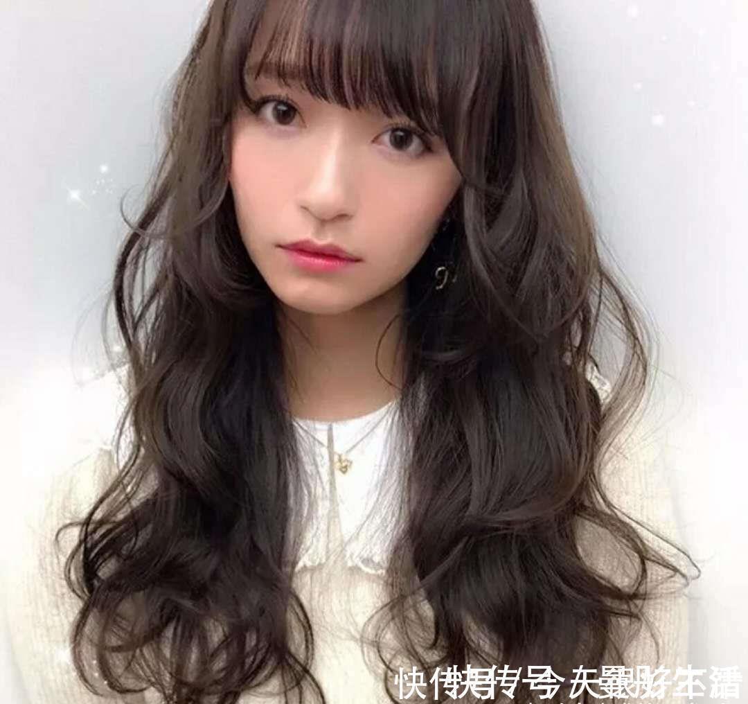 短发|女人是留长发好看,还是短发好看?只要你喜欢,别人看着好看就香