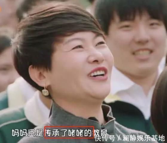 富养女儿|7岁男孩穿破衣被嘲笑,老师约见家长,却发现爸爸一身名牌