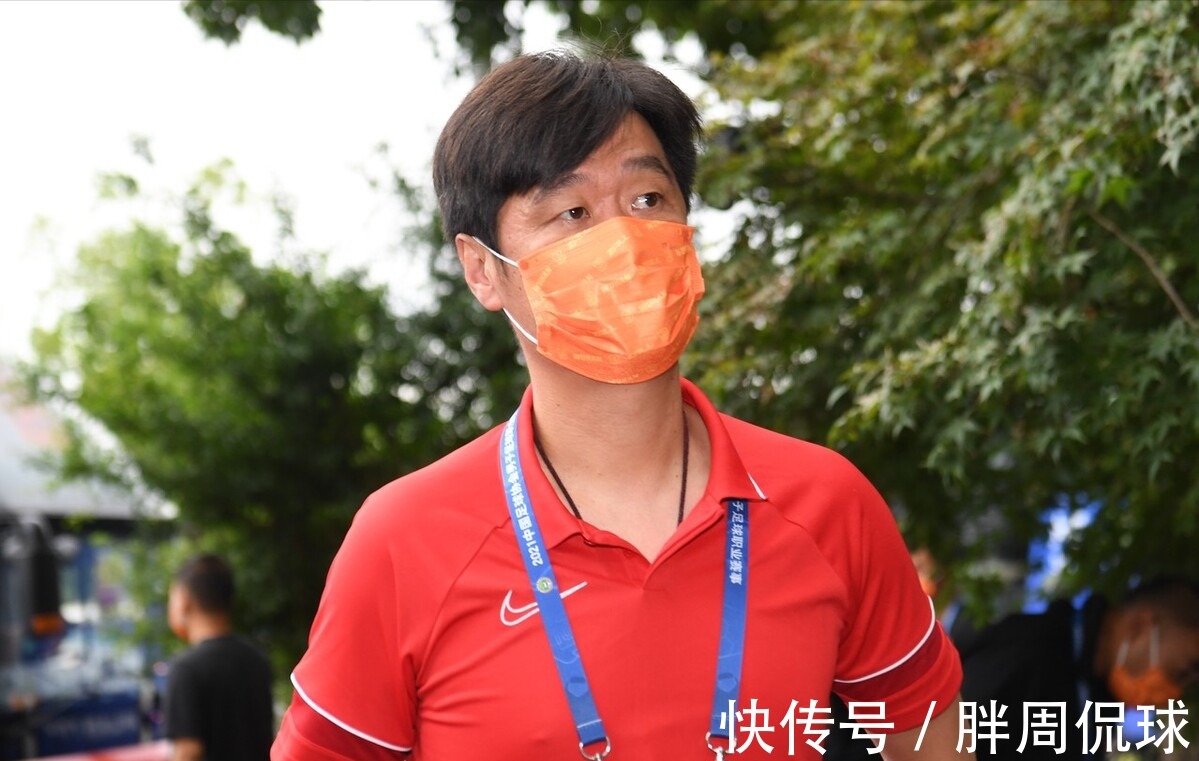中国足球|李霄鹏留一手!三大归化射手离队,国足3名旅欧锋霸有望决战日本