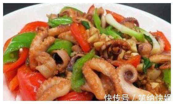 美食推荐口水鸡、火爆泡椒腰花、红烧鸡块、八爪鱼炒辣椒的做法