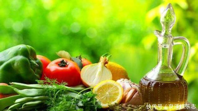 肚子|哪些原因导致肚子长赘肉这些不良习惯一定要戒掉