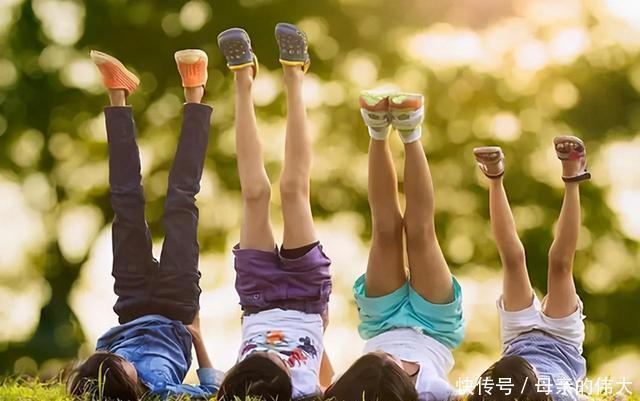 霸凌|这3种家庭养出的孩子,在学校容易成为“受气包”,父母要重视