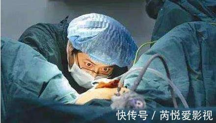 护士|“生孩子就可以不要尊严了吗？”95后孕妈一句话，让医生怒火中烧