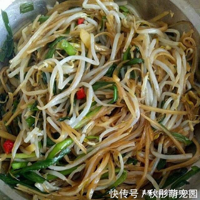 食堂|抠门姑丈请我去厂里做饭，给我50元做10人餐，看我怎么安排饭菜？