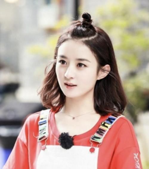 好好学习|丸子头已经过时啦,现在流行男女通吃的“苹果头”,时髦显脸小