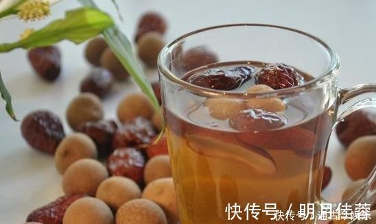 睡眠|女人到了更年期，易失眠，每天用此物泡水喝，解决失眠气色更好