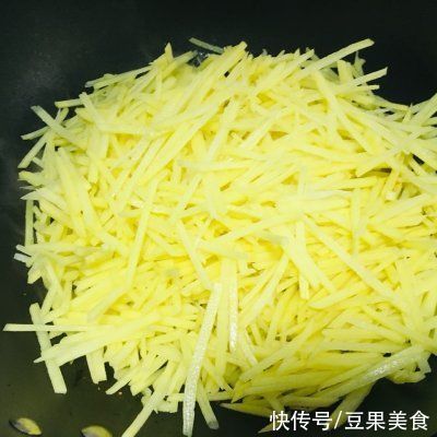  土豆丝|简单快手又下饭的陈皮土豆丝，吃起来那叫一个香