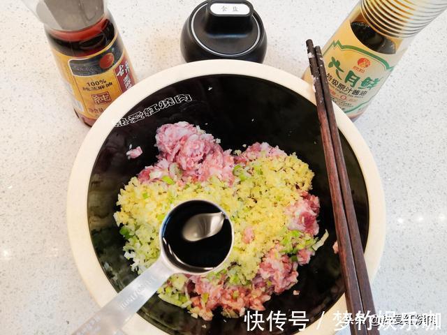 猪肉馅|梅干菜猪肉馅的大包子,刚出锅我能吃掉仨,用这面粉做次次都成功