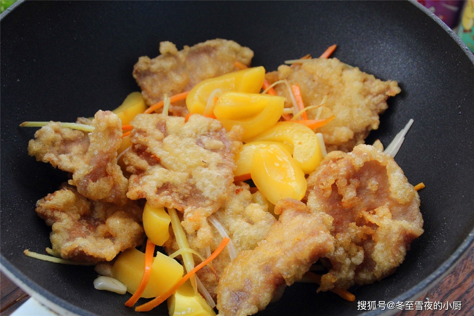 东北70-80后小时候生病，最爱吃它，和锅包肉是绝配，香甜不腻