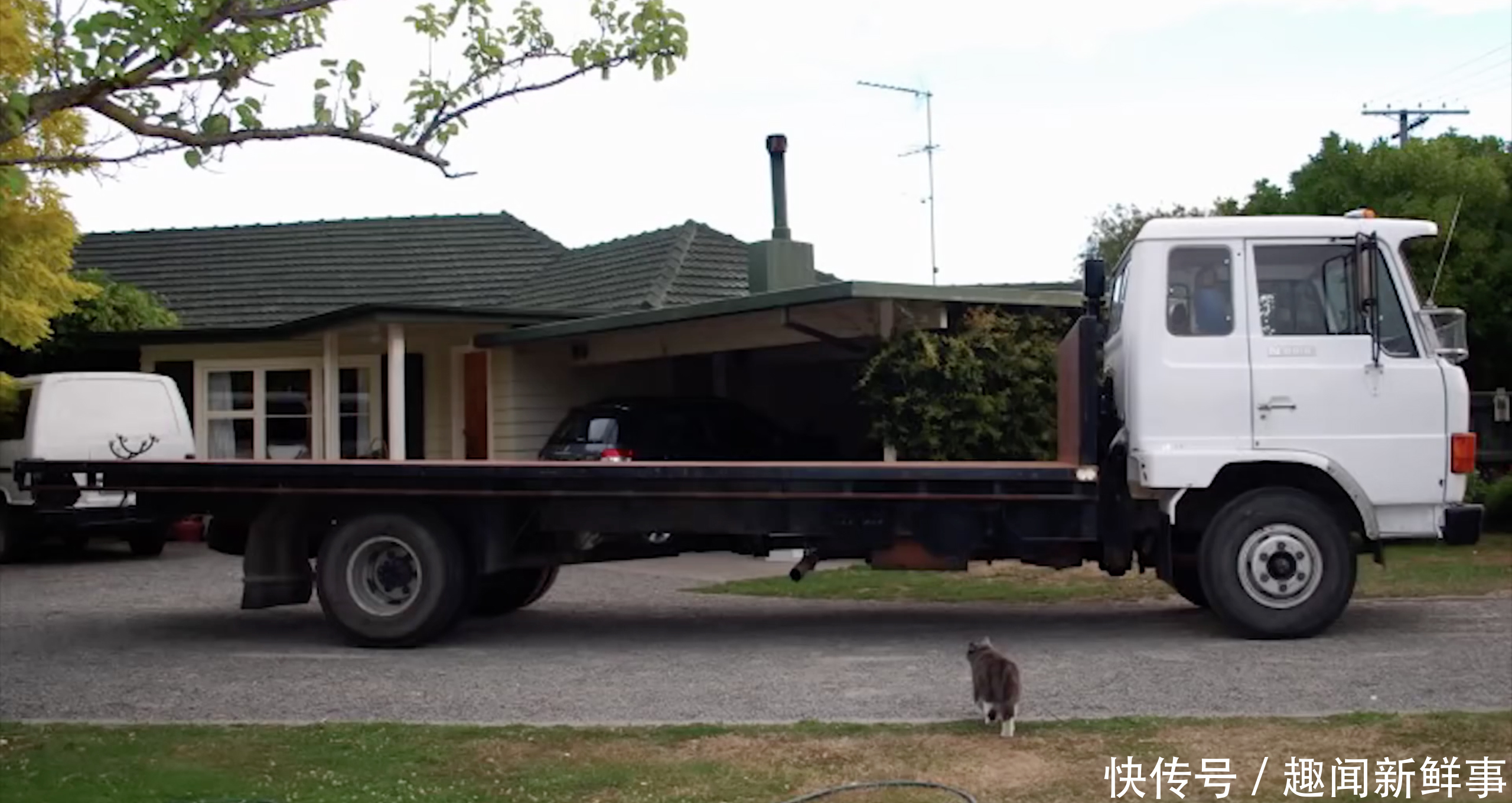 烤箱|英国一对夫妇将旧卡车改装成豪华房车,带着房子去旅行,真香