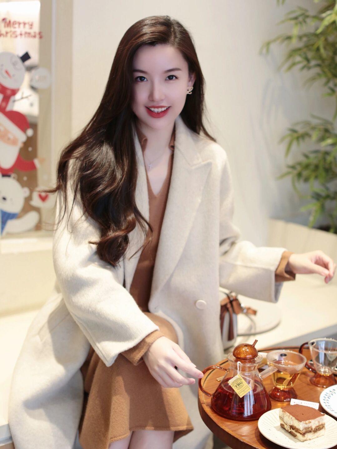 百搭|这些才是“大衣”的正确打开方式,简约利落又百搭,谁穿谁美