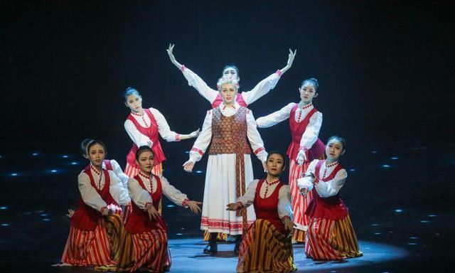  大餐|17+1“烩”制150分钟“艺术大餐” 看看你喜欢哪一道？