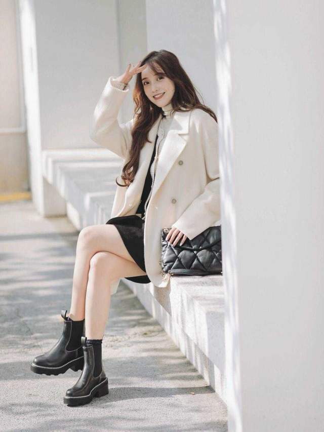 秋冬季节 秋冬季节的大衣怎么选?中长款大衣+半身裙高贵优雅,女神范十足