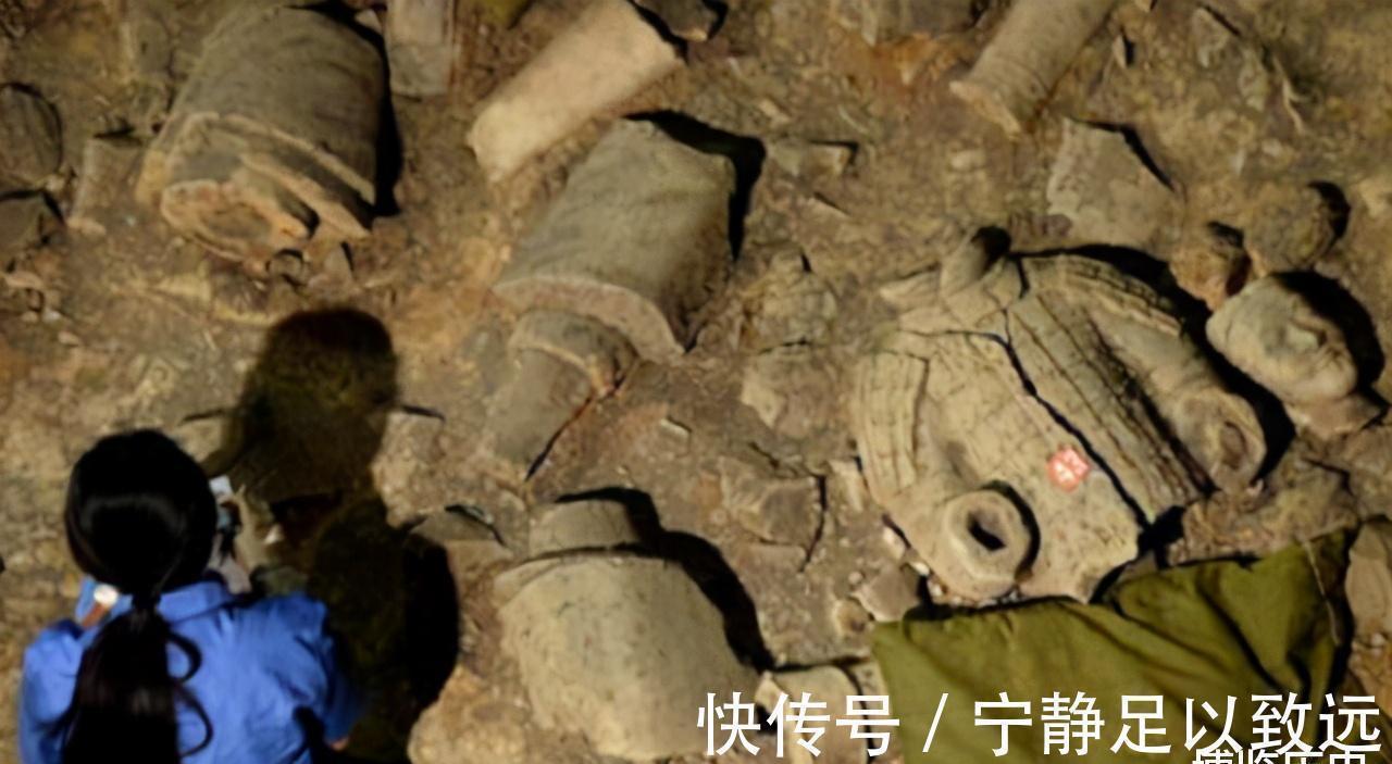 真人|兵马俑是用真人制做的?一具兵俑裂开后,千古谜底被揭开