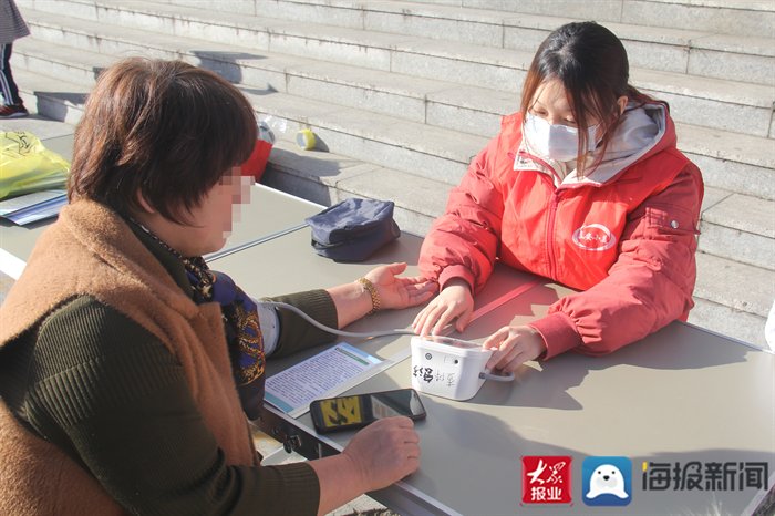 肿瘤防治院|【我为群众办实事】泰安市肿瘤防治院志愿服务进社区 义诊活动暖人心