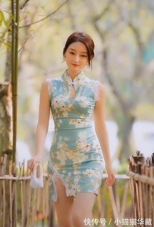 包臀裙 干净清雅的改良旗袍,与自然风景结合,让人过目不忘