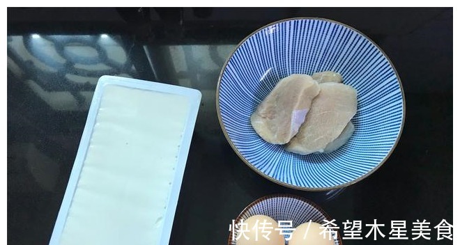 水淀粉|豆腐这样做太下饭了,加2个鸡蛋,简单一蒸,鲜美营养还不上火!