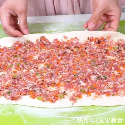 胡萝卜|花样主食之米粒花卷这样做，隔壁小孩都馋哭了