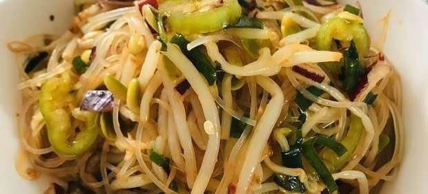 豆芽|怕胖的蔬菜之一,一天吃两次,瘦腿和瘦腰