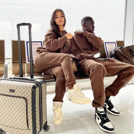 今夏令人上瘾的“校服”套装