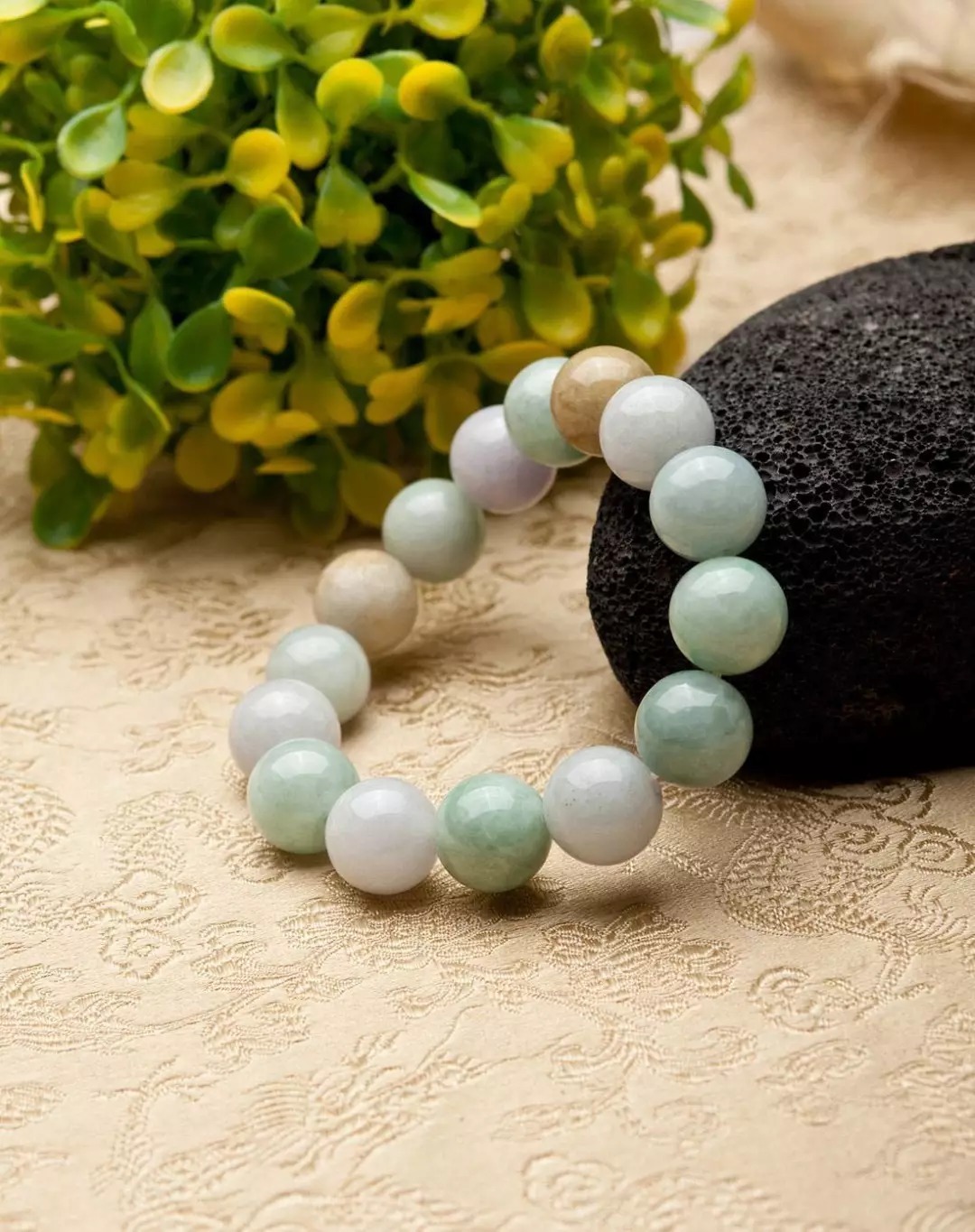 珠串|为什么翡翠珠串18颗?背后的原因意想不到!