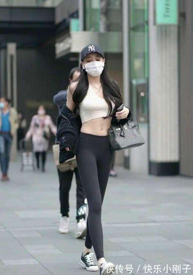 打底裤 时尚打底裤的美女，风格多样又舒适耐看，超级吸睛