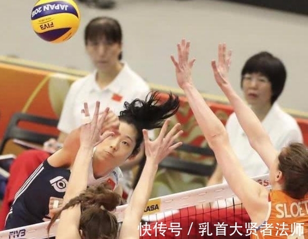 张萍|颜妮即将退役！她是不是20年来中国女排最厉害的副攻呢？