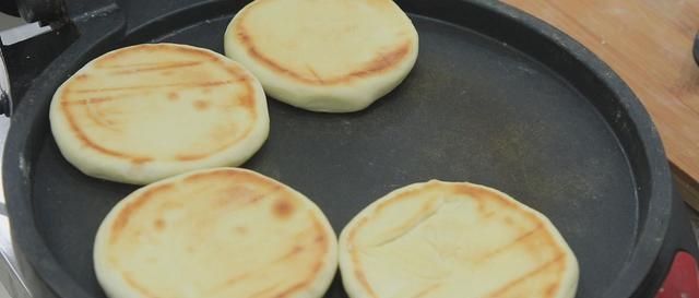 街边2块钱一个的白吉馍,面点师教你在家做,配方拿走不谢