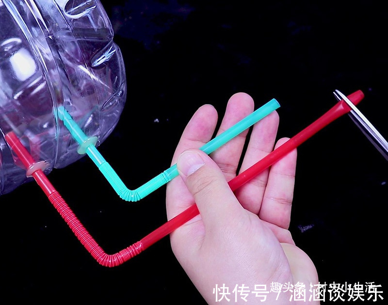 食用油桶不要扔，清洗干净改造一个神器，家家户户都用得上