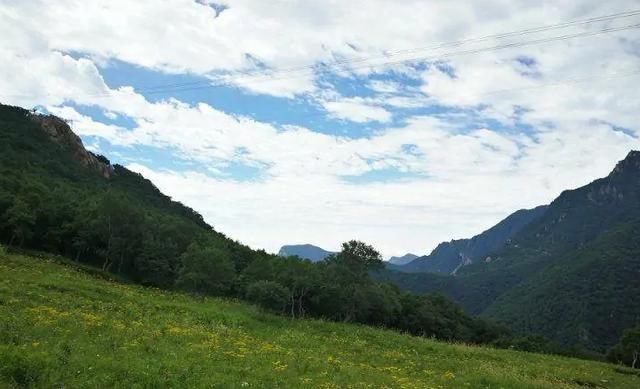 花海|北京有一超美景区，最高海拔1800米，以山门天池为主题，非常吸睛