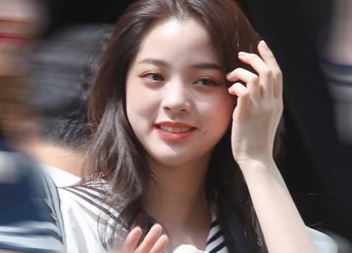 吴宣仪录《奔跑吧》，终于见到偶像，却跟欧阳娜娜相处最多