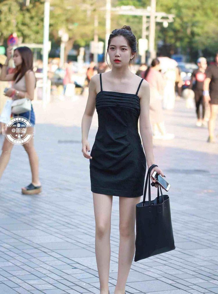 腰部|随便穿搭的连衣裙展现时尚风情,简单的风格轻松大方,漂亮迷人