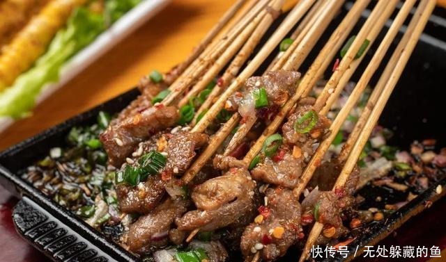  粉丝|火烧牛肉、粉丝扇贝、烤海虾等……好吃够正味，烧烤嗨起来！