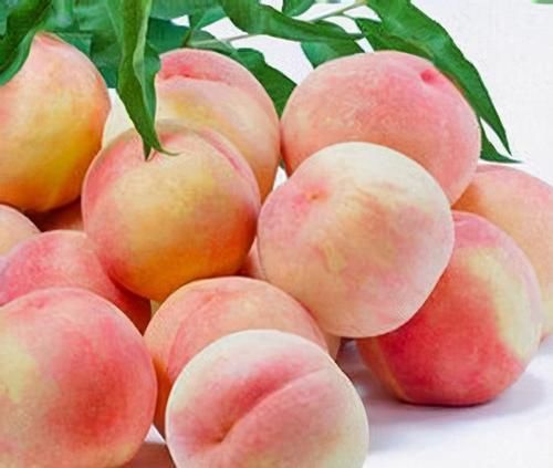 人到中年要會吃，推薦3種食物，降壓降脂延緩衰老，有益健康！