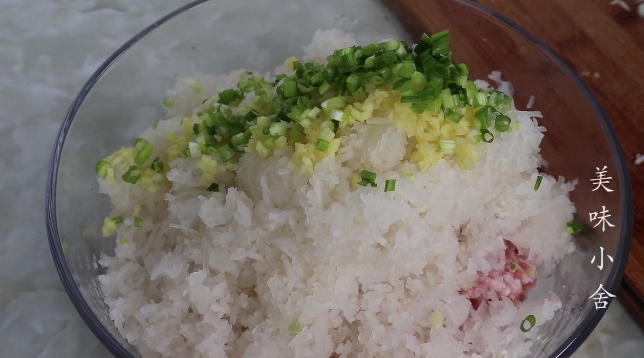 正宗酸汤水饺做法,酸辣爽口,好吃又过瘾,学会都可以开饺子馆了