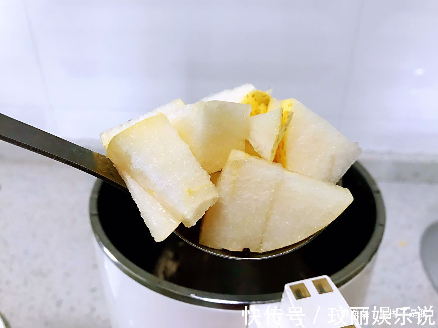 藜麦|婆婆雷打不动,每天晚上必喝“它”,排出黑宿便,腰枝变细无赘肉