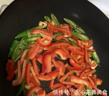 美味|简单几步,制作美味茄子,营养又下饭,喜欢的不要错过!