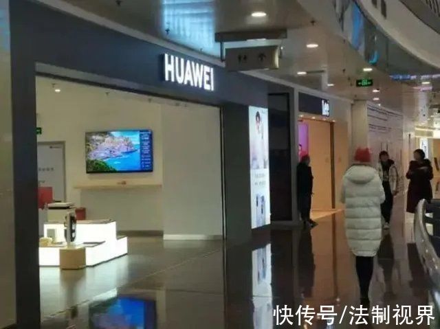 手机|辣眼睛!知名品牌手机店，出现不雅照片和视频