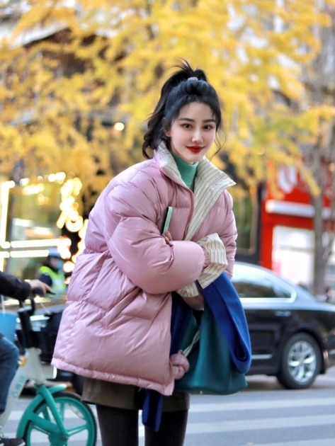 皮裤 羽绒服中用不中看?瞧潮人的个性穿搭,时髦又保暖,冬天穿正好!