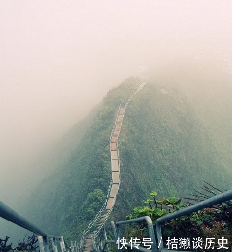 全世界最惊险的人工阶梯，中国这处规定心脏病人士禁止攀登