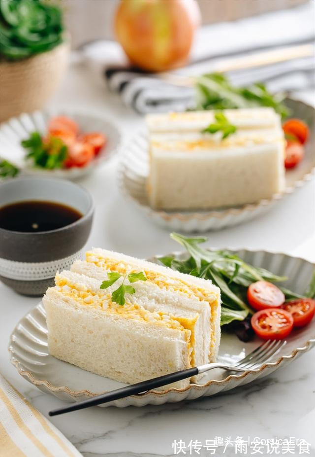 日式鸡蛋三明治蛋味浓郁,面包松软,不愧是最好吃的三明治