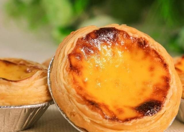 自己在家就能做蛋挞，简单又好学，关键口味丰富用料还实惠