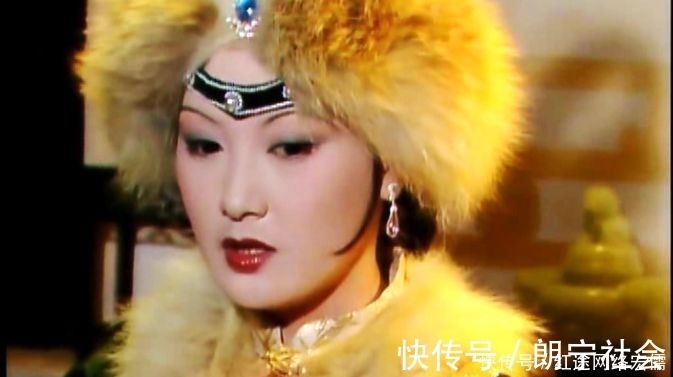 泼辣$“朝三暮四”的贾琏, 为何最后娶的是尤二姐而不是尤三姐