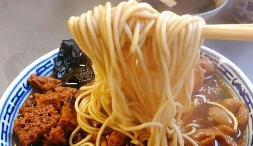 减肥|“隐藏的高热量”晚餐,很多女生不知道,还傻傻把它当“减肥餐”