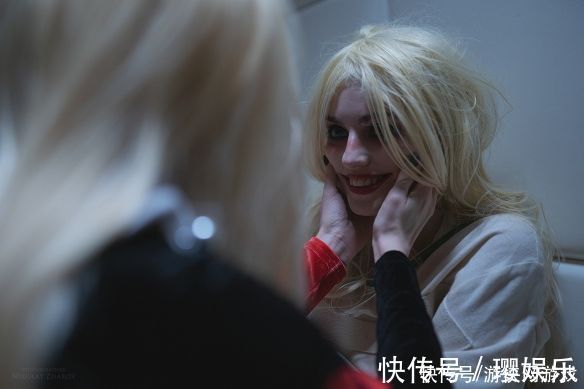 h腿控福利!俄妹COS小丑女:精分哈莉·奎茵的种种蜕变